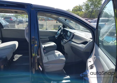 2018 Toyota Sienna L 7 Passenger from USA, damaged, VIN 5TDZZ3DC4JS913801